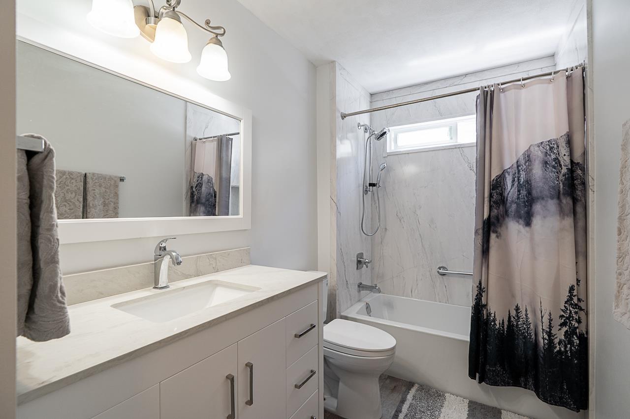 Photo 22 of 6830 183 Street, Surrey BC