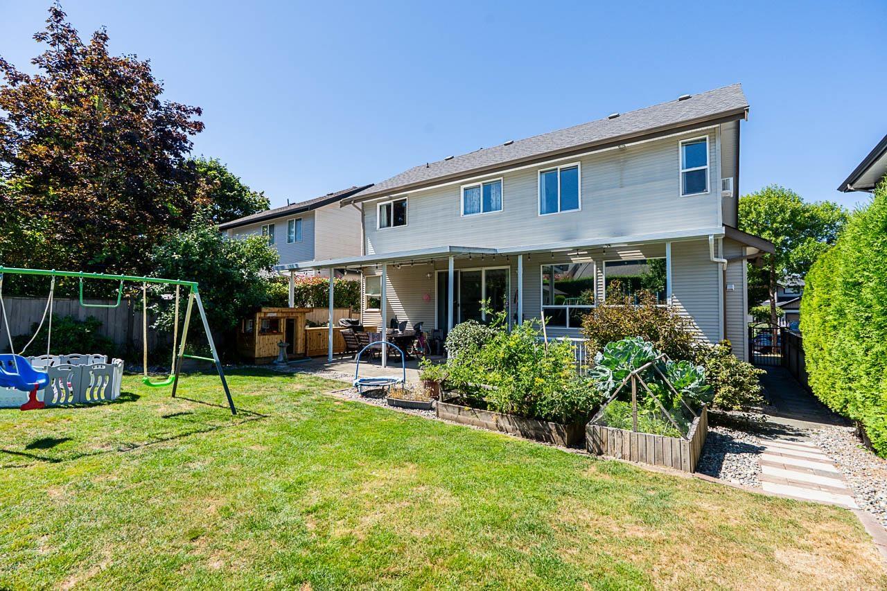 Photo 35 of 6830 183 Street, Surrey BC