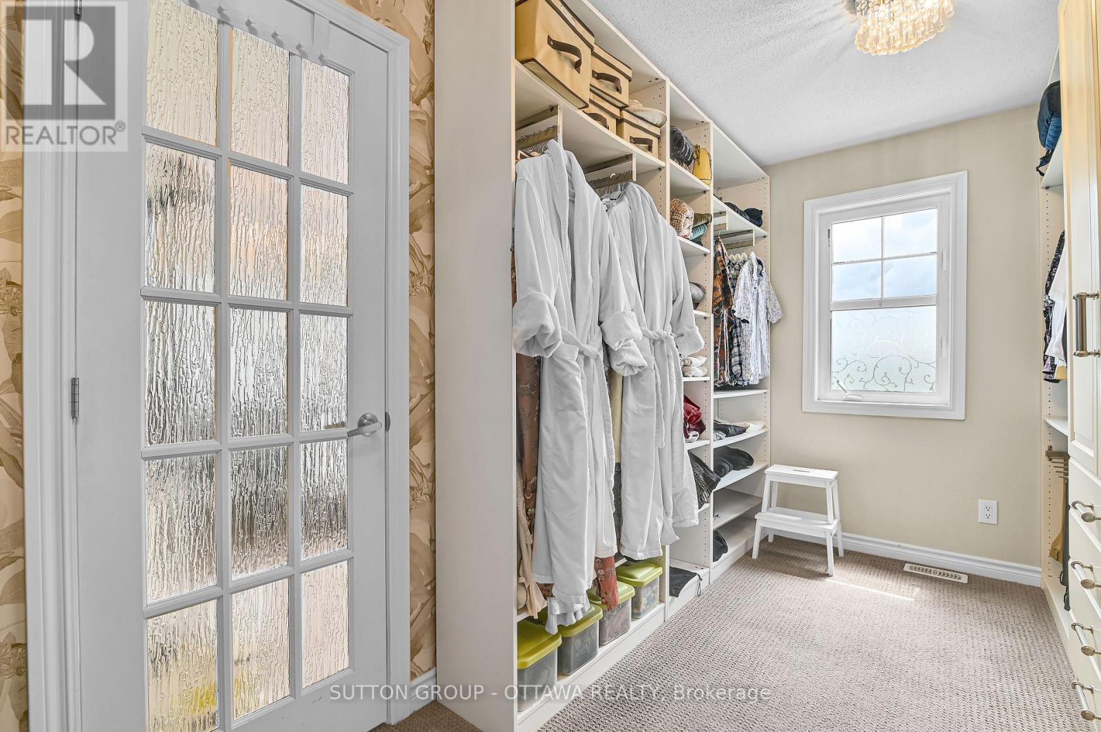 Photo 6 of 209 Dutchmans Way, Ottawa ON