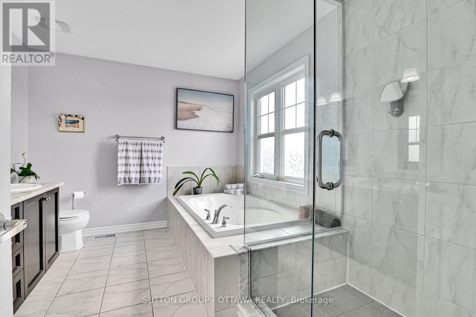 Photo 21 of 209 Dutchmans Way, Ottawa ON