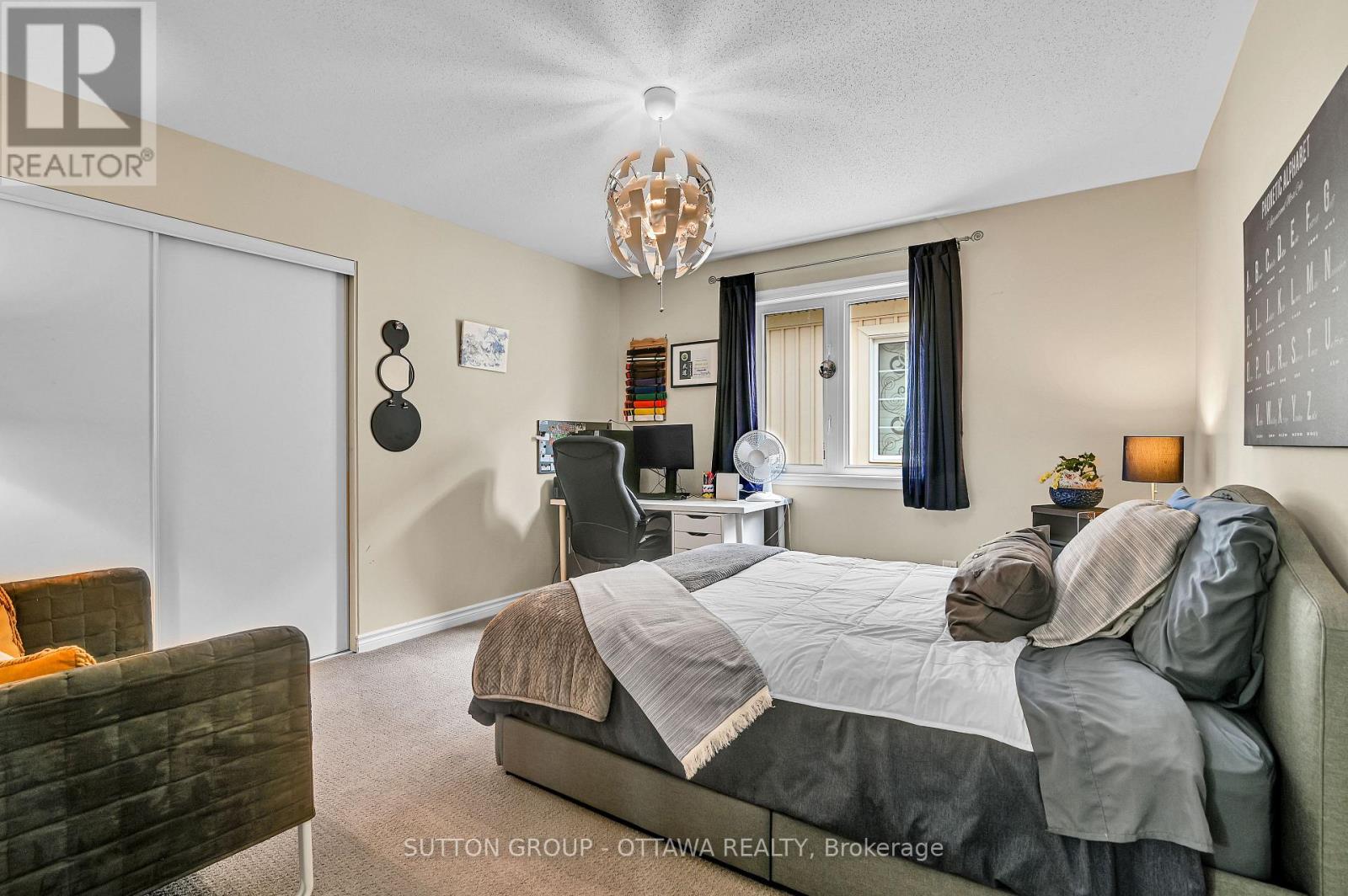 Photo 16 of 209 Dutchmans Way, Ottawa ON