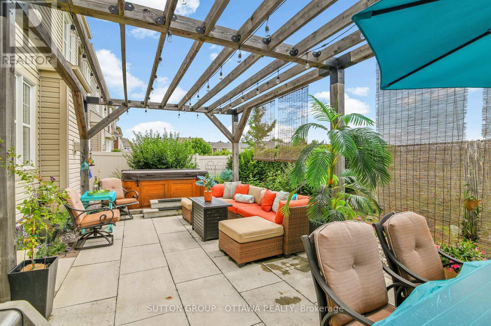 Photo 25 of 209 Dutchmans Way, Ottawa ON