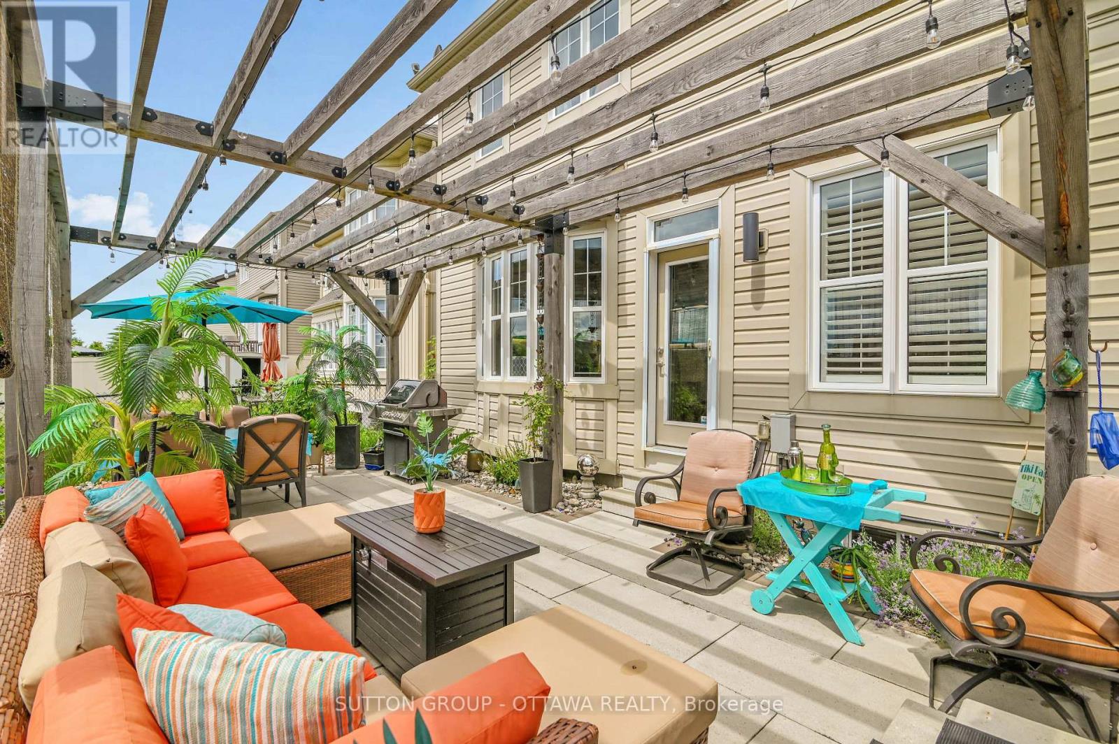 Photo 13 of 209 Dutchmans Way, Ottawa ON