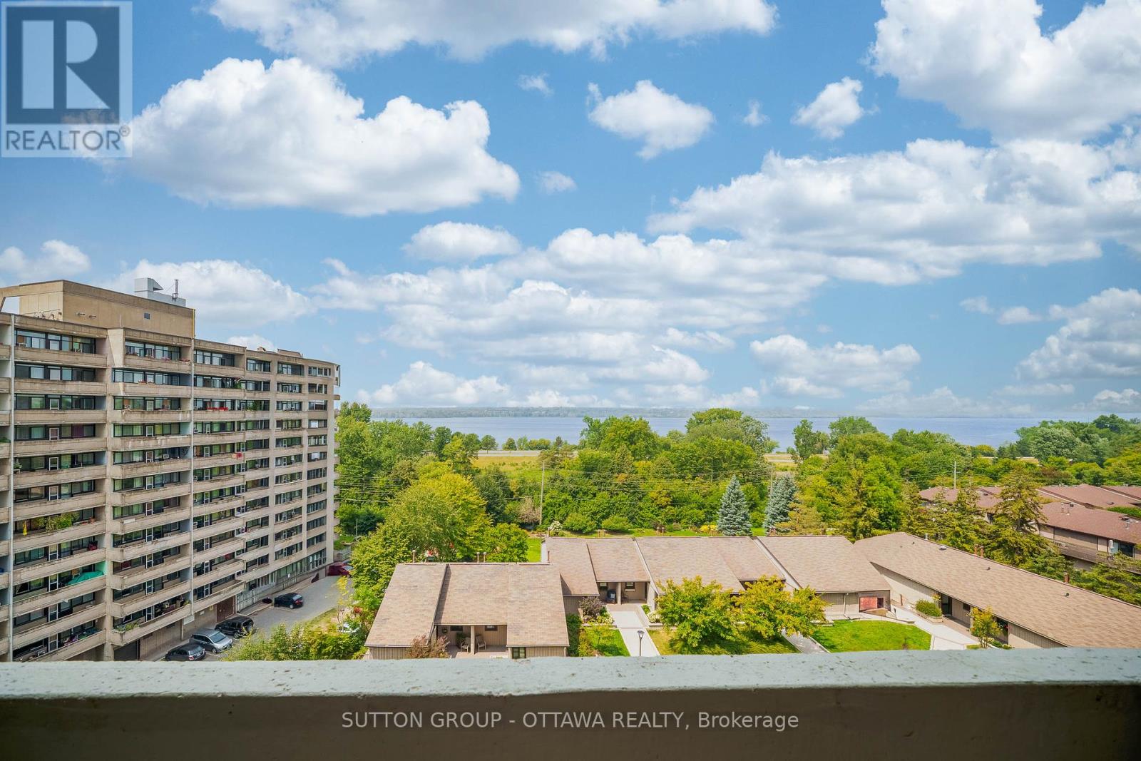 Photo 18 of 711 1171 Ambleside Drive, Ottawa ON