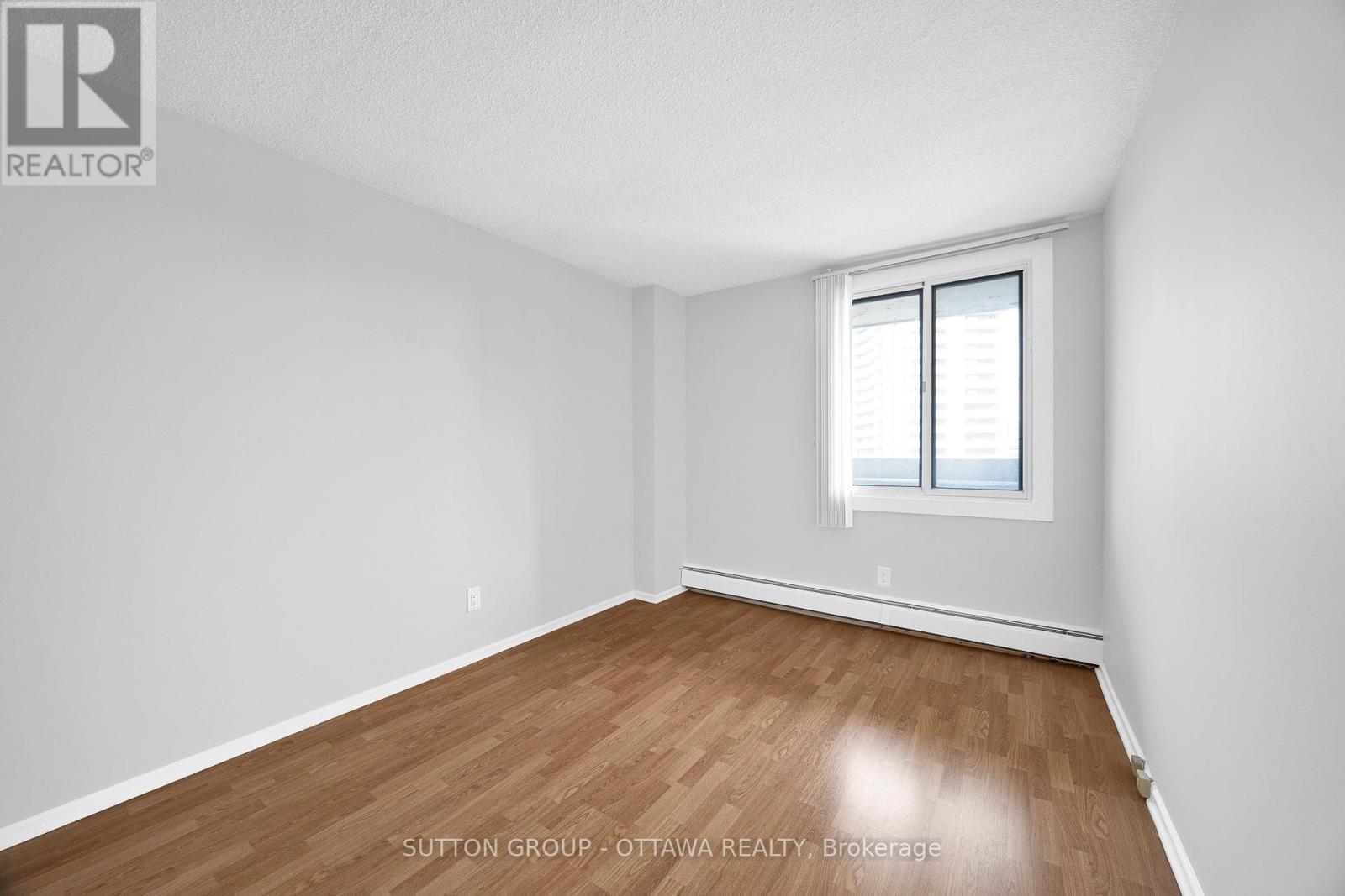 Photo 23 of 711 1171 Ambleside Drive, Ottawa ON