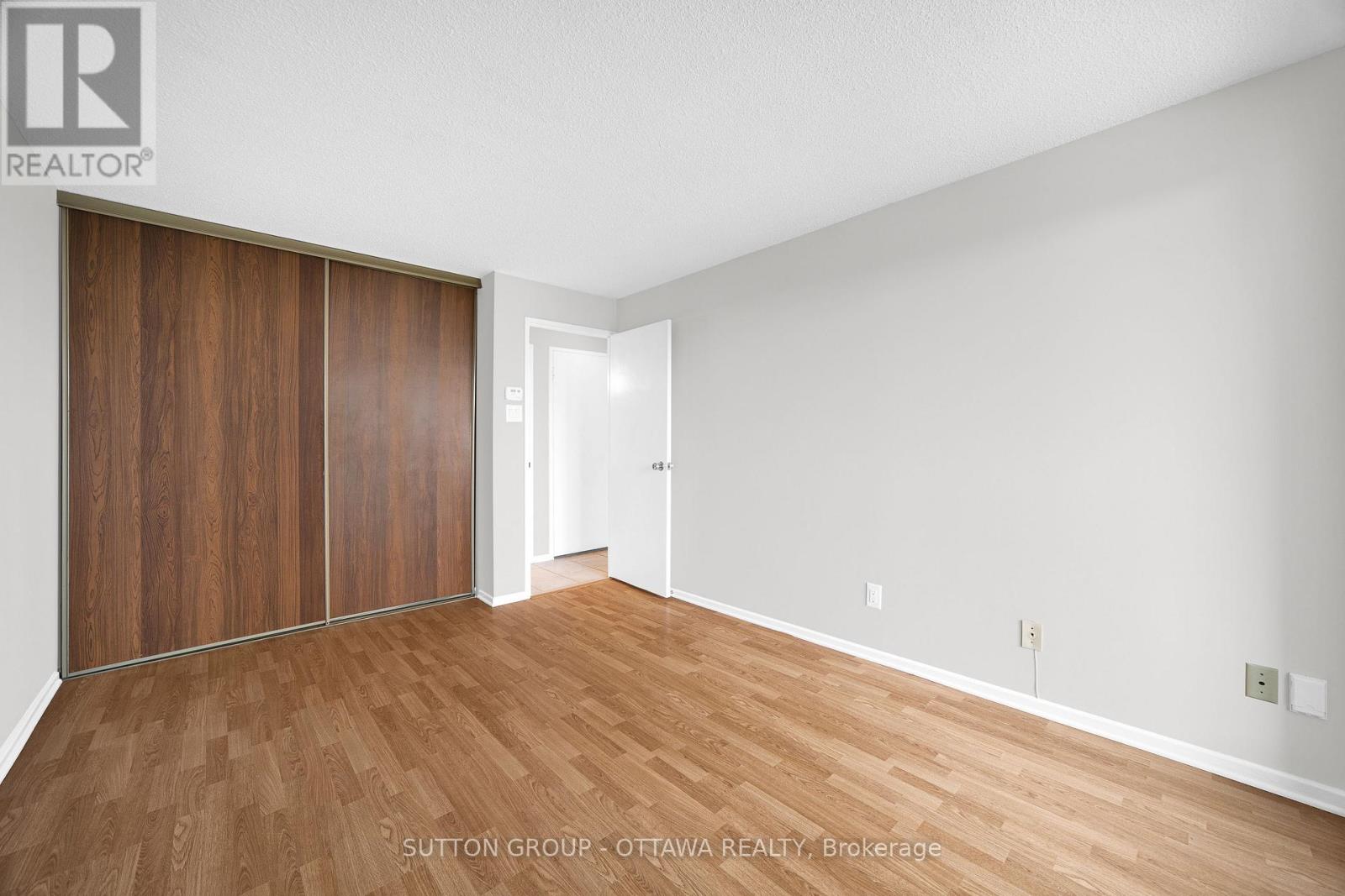 Photo 25 of 711 1171 Ambleside Drive, Ottawa ON