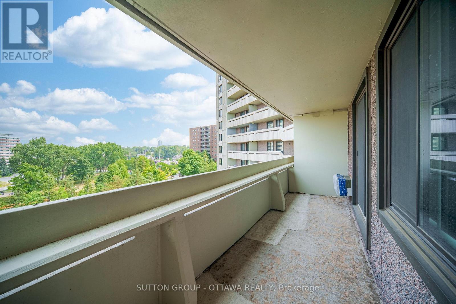 Photo 27 of 711 1171 Ambleside Drive, Ottawa ON