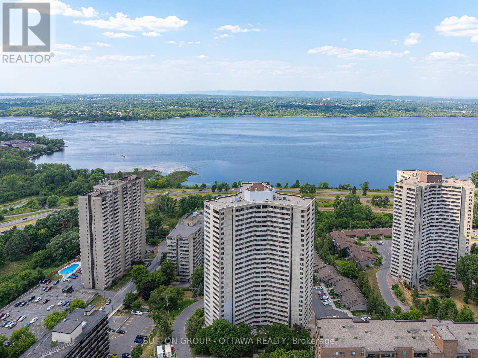 Photo 46 of 711 1171 Ambleside Drive, Ottawa ON