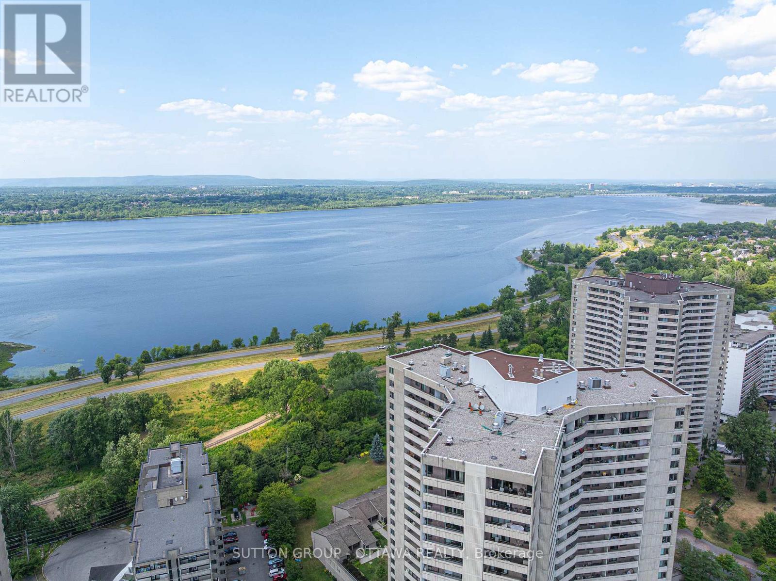 Photo 47 of 711 1171 Ambleside Drive, Ottawa ON