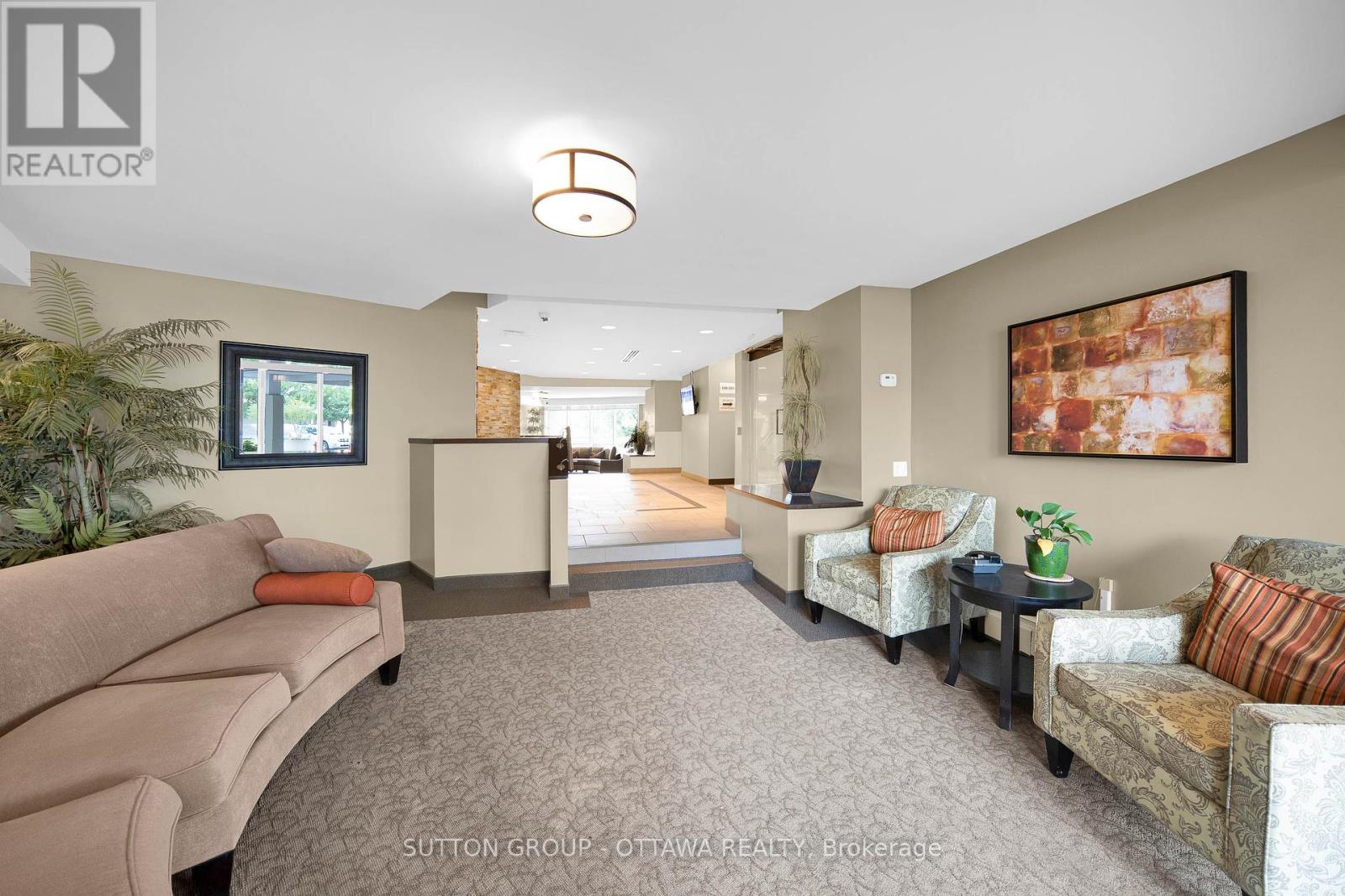 Photo 6 of 711 1171 Ambleside Drive, Ottawa ON