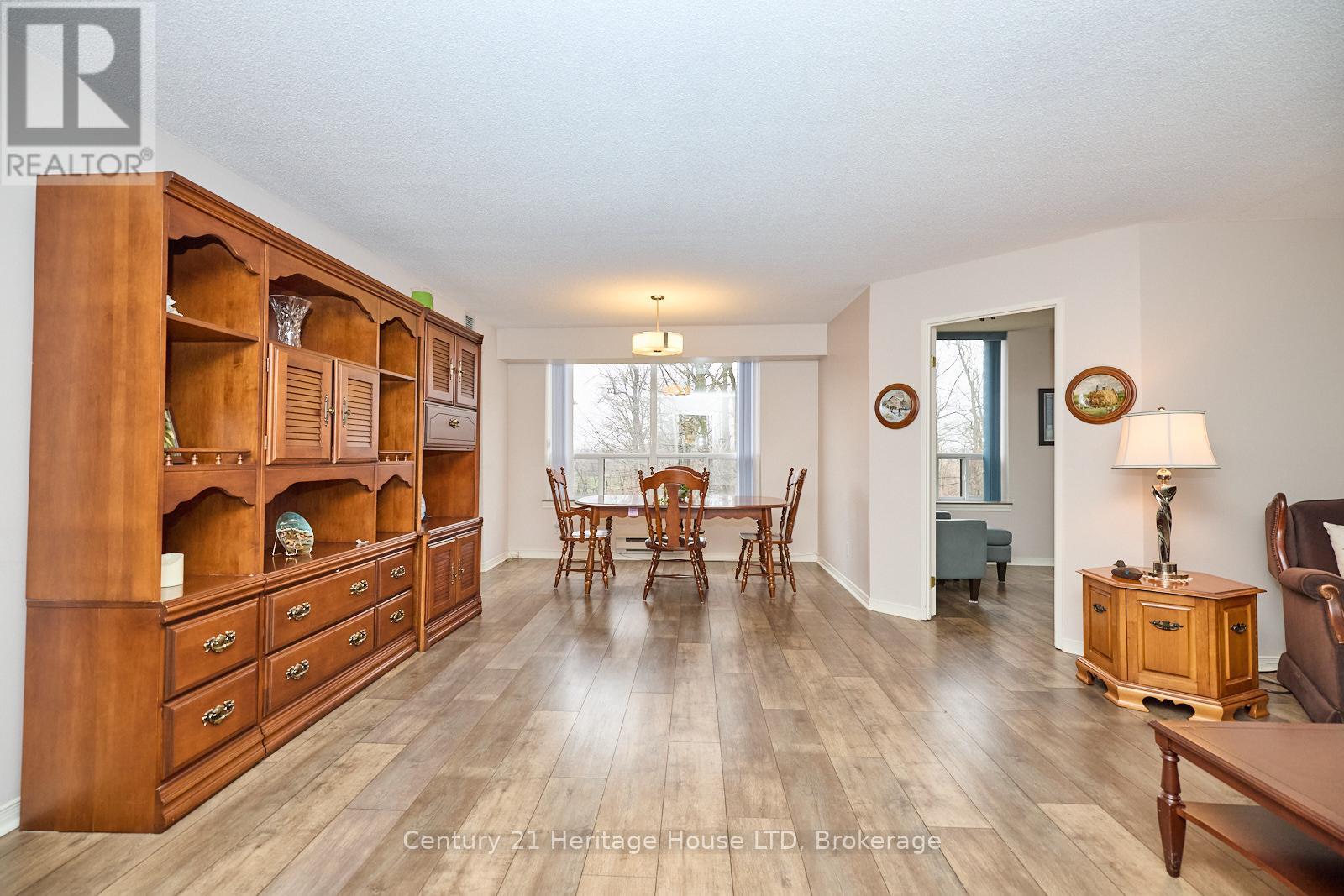 Photo 28 of 317 8111 Forest Glen Drive, Niagara Falls ON