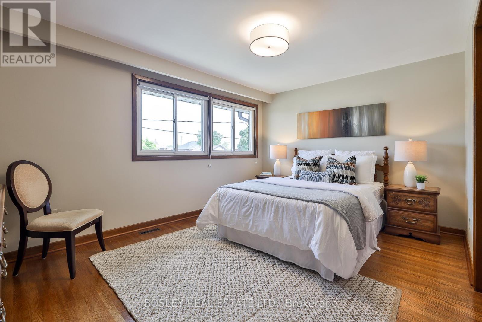 Photo 36 of 15 Cremorne Avenue, Toronto ON