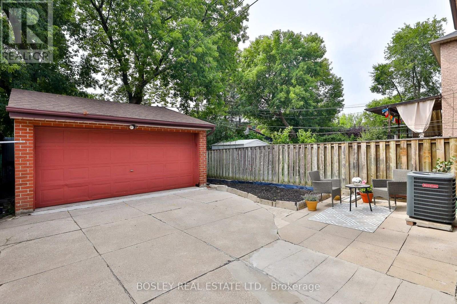 Photo 7 of 15 Cremorne Avenue, Toronto ON