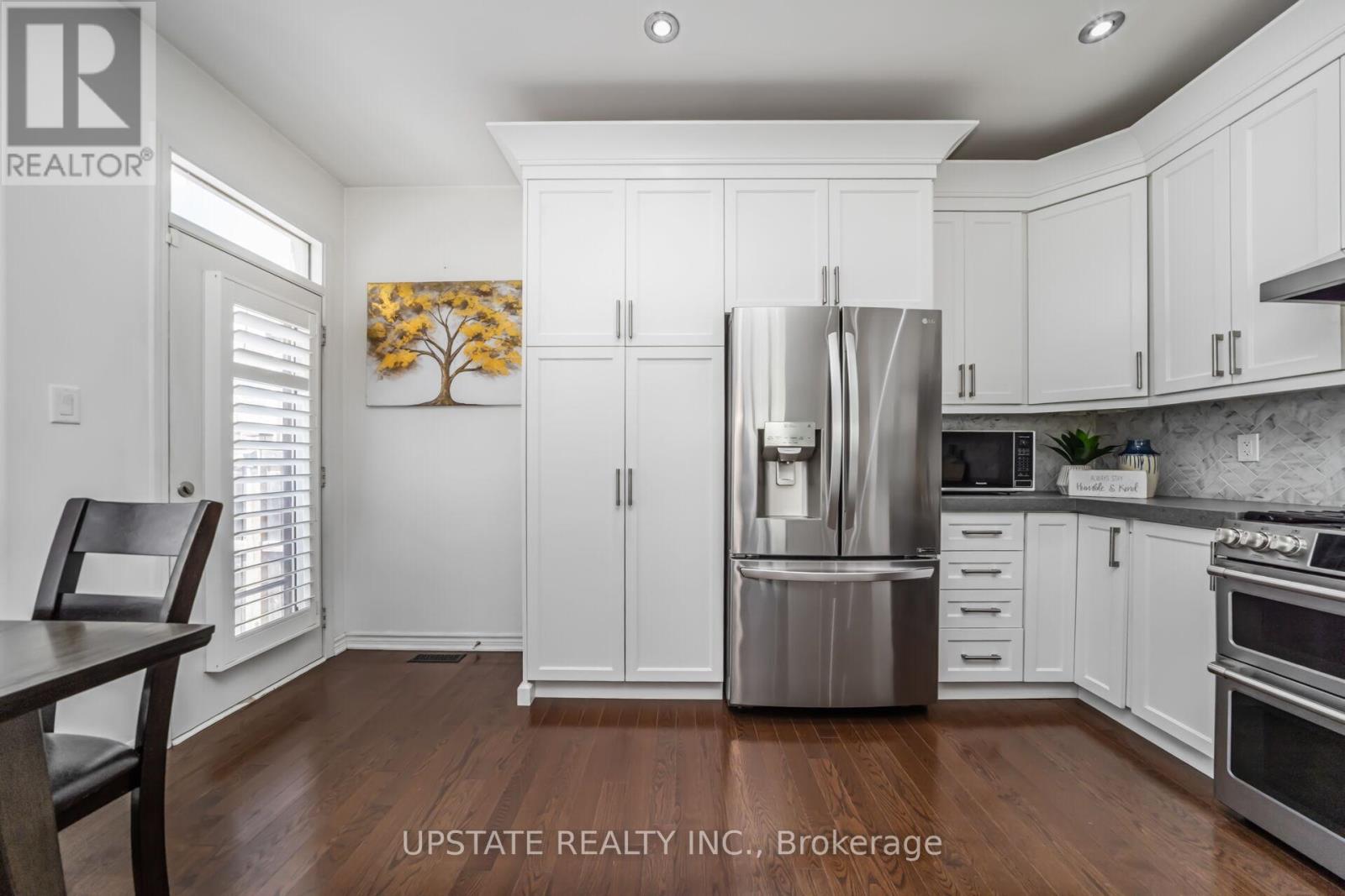 Photo 18 of 700 Gervais Terrace, Milton ON