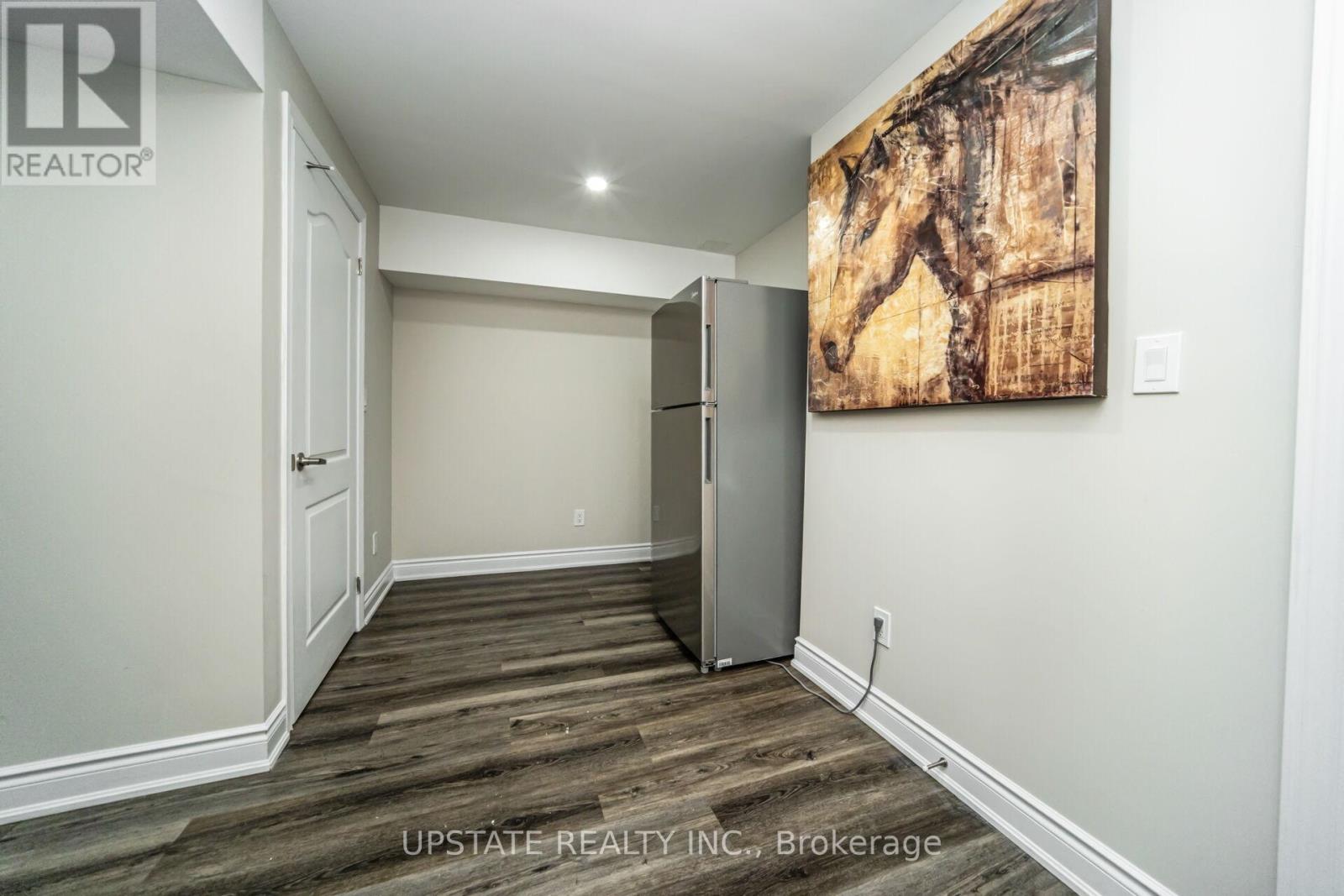 Photo 33 of 700 Gervais Terrace, Milton ON