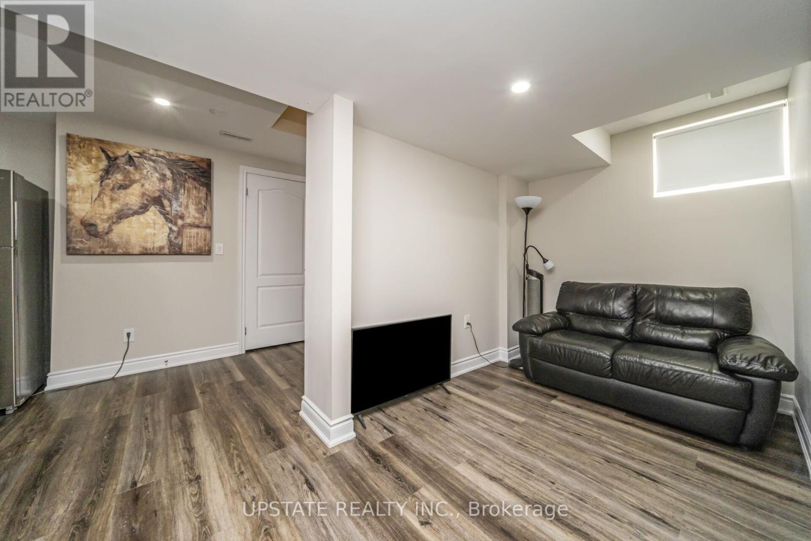 Photo 34 of 700 Gervais Terrace, Milton ON