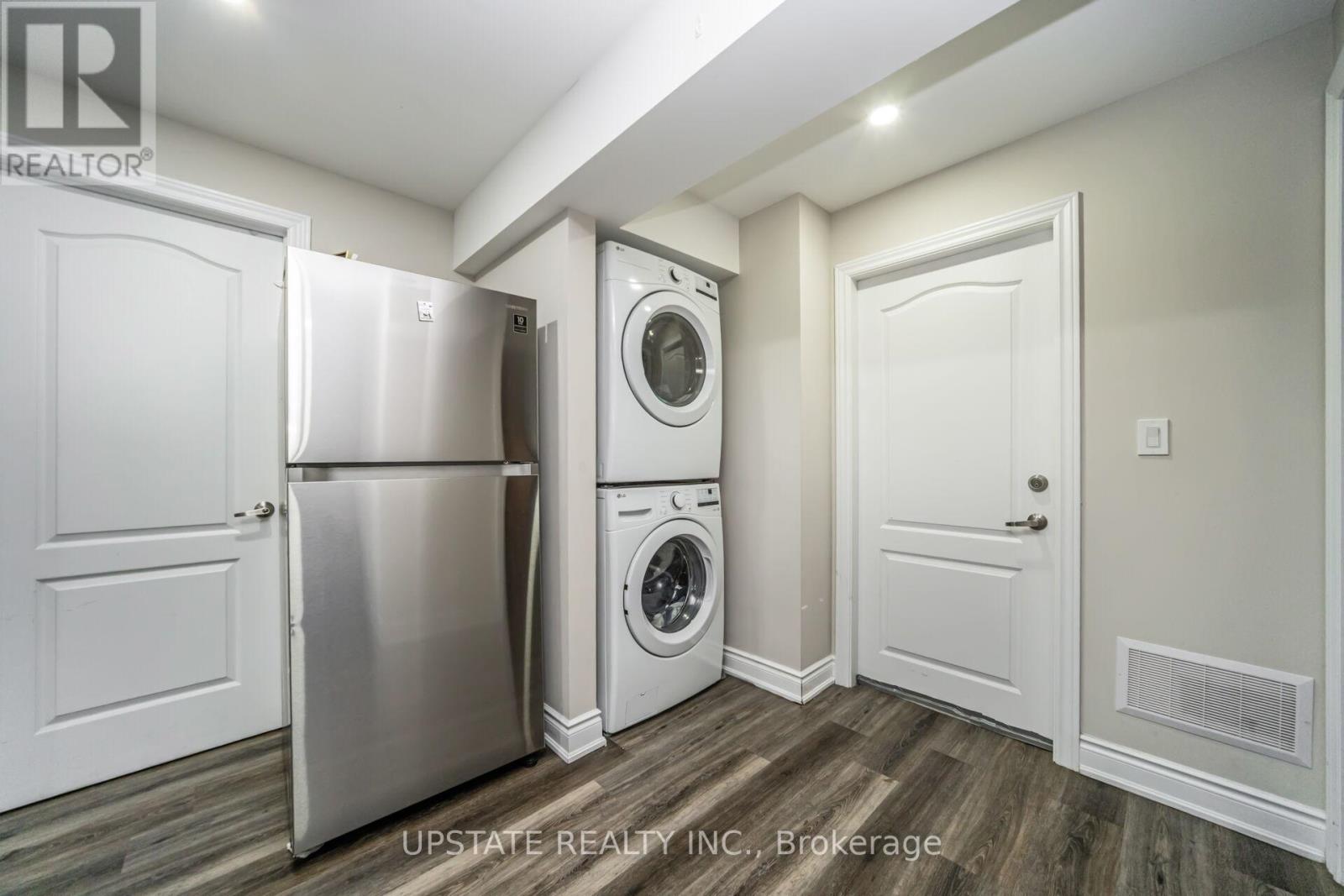 Photo 38 of 700 Gervais Terrace, Milton ON
