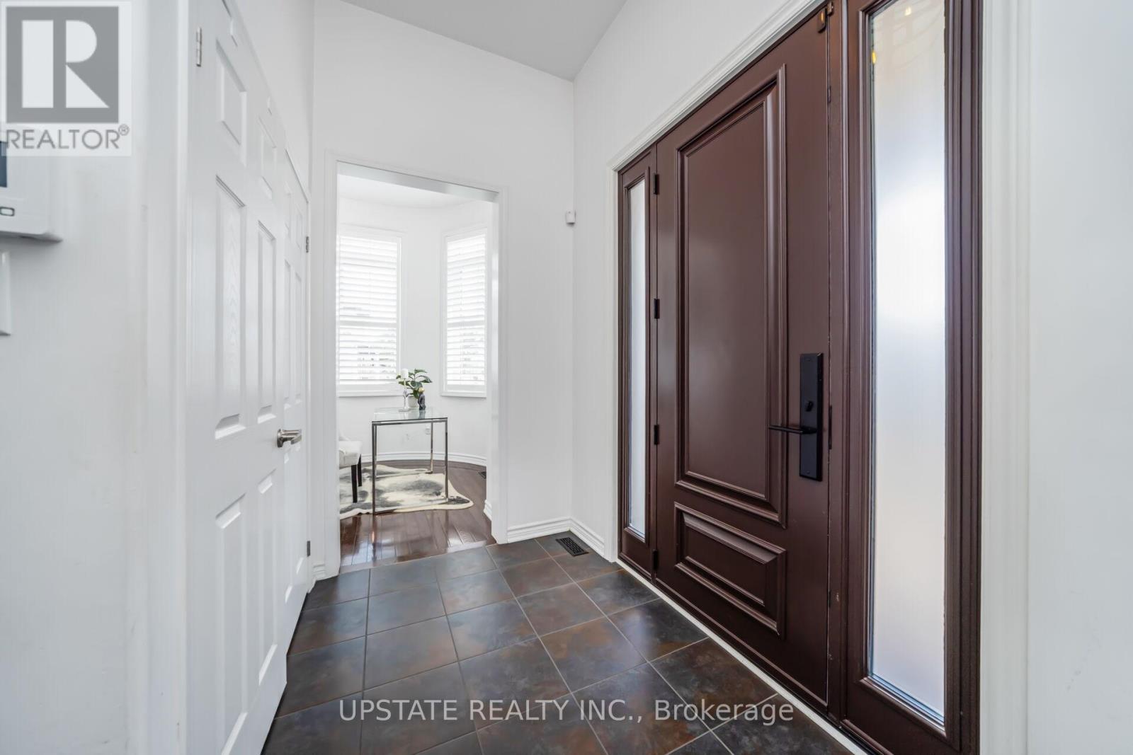 Photo 6 of 700 Gervais Terrace, Milton ON