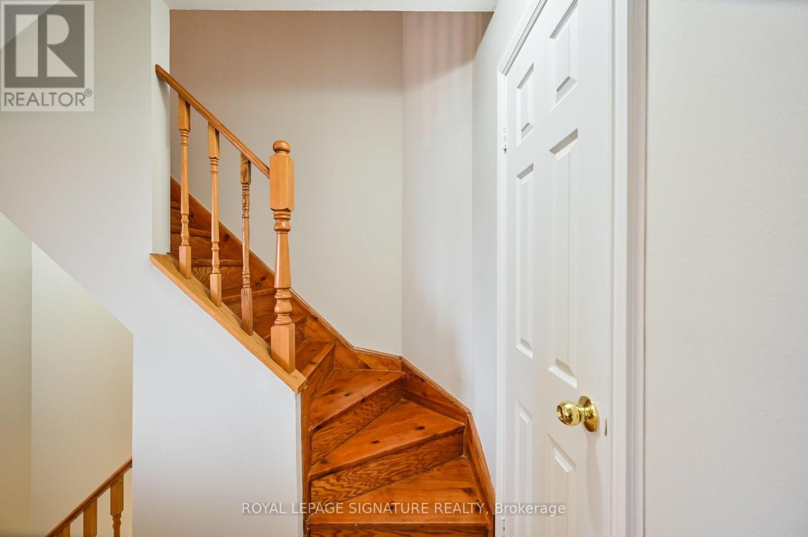 Photo 11 of 101 1221 Dundix Road, Mississauga ON