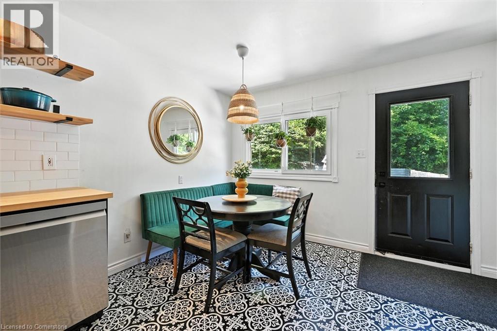 Photo 16 of 94 Royal Avenue, Hamilton ON