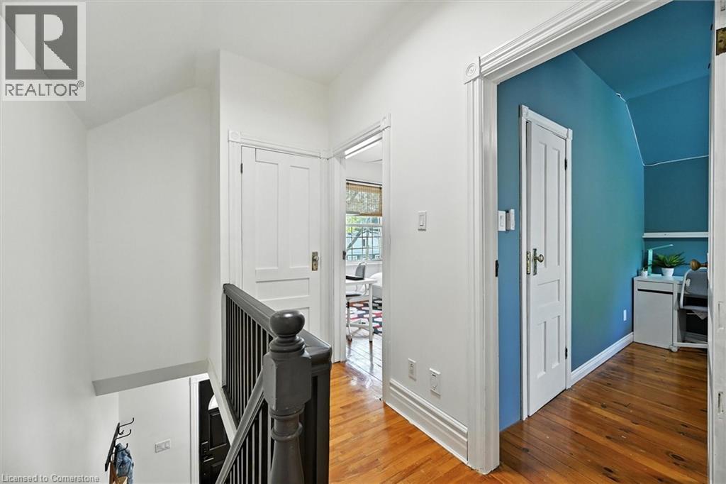 Photo 20 of 94 Royal Avenue, Hamilton ON