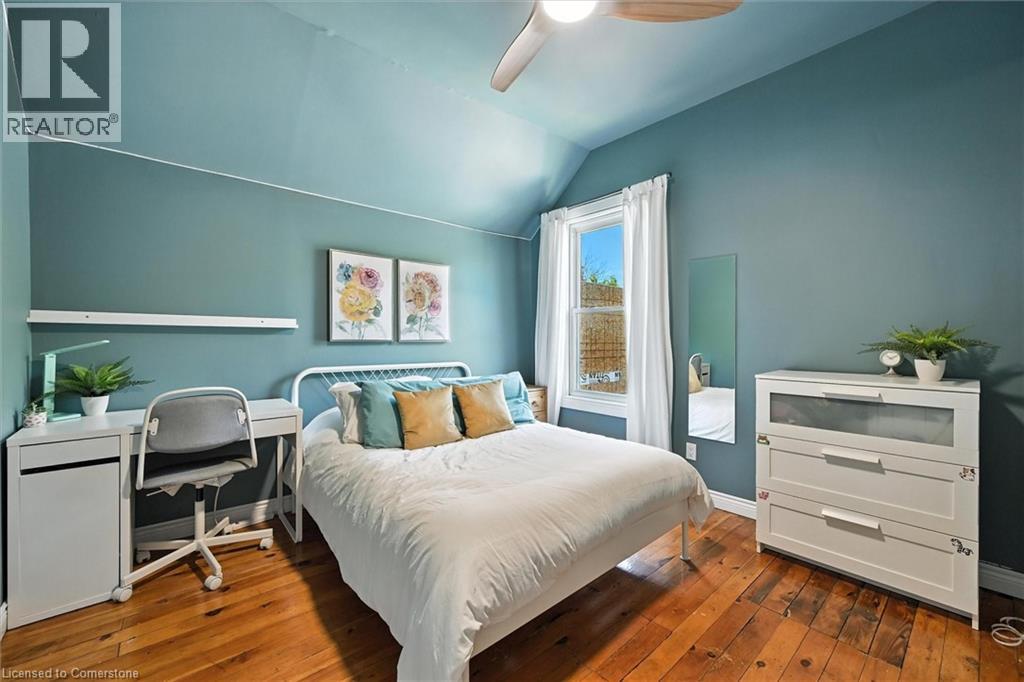 Photo 21 of 94 Royal Avenue, Hamilton ON