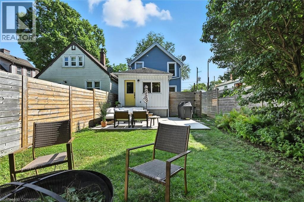 Photo 35 of 94 Royal Avenue, Hamilton ON