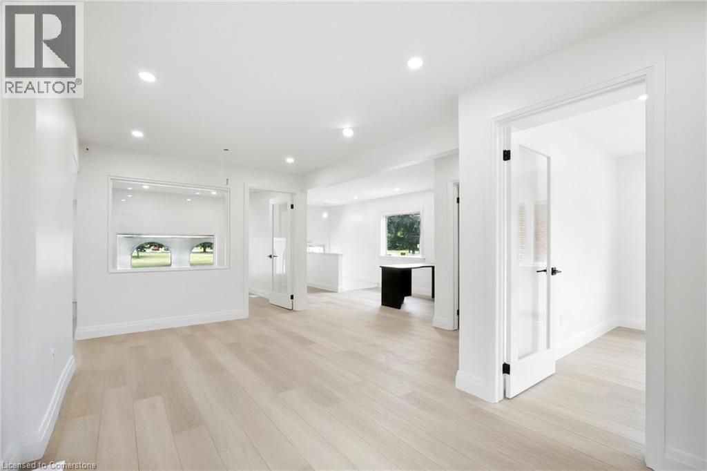 Photo 13 of 1583 Main Street E, Hamilton ON