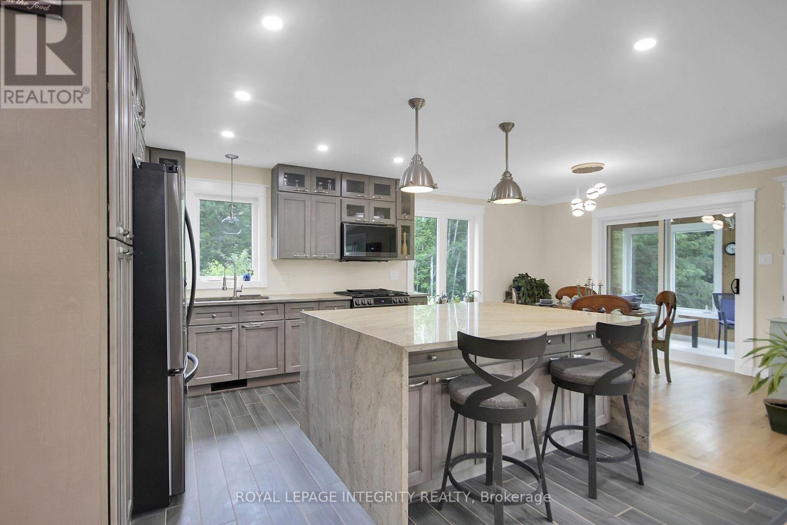 Photo 8 of 3377 Paden Road, Ottawa ON