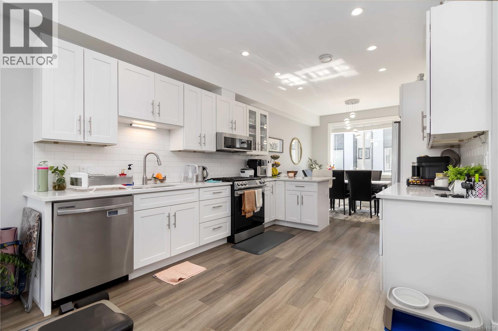  904 Turnstone Ridge, Langford