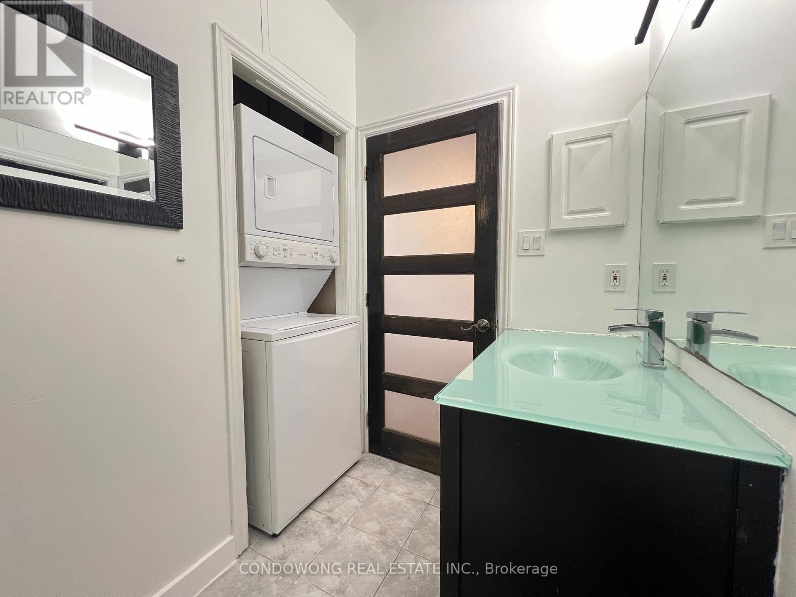 Photo 11 of 702 393 King Street W, Toronto ON