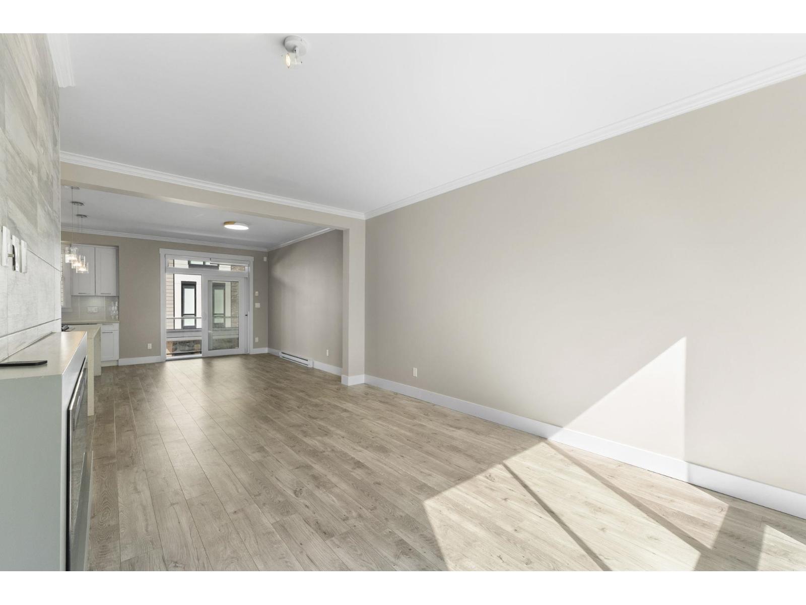 Photo 10 of 143 16488 64 Avenue, Surrey BC