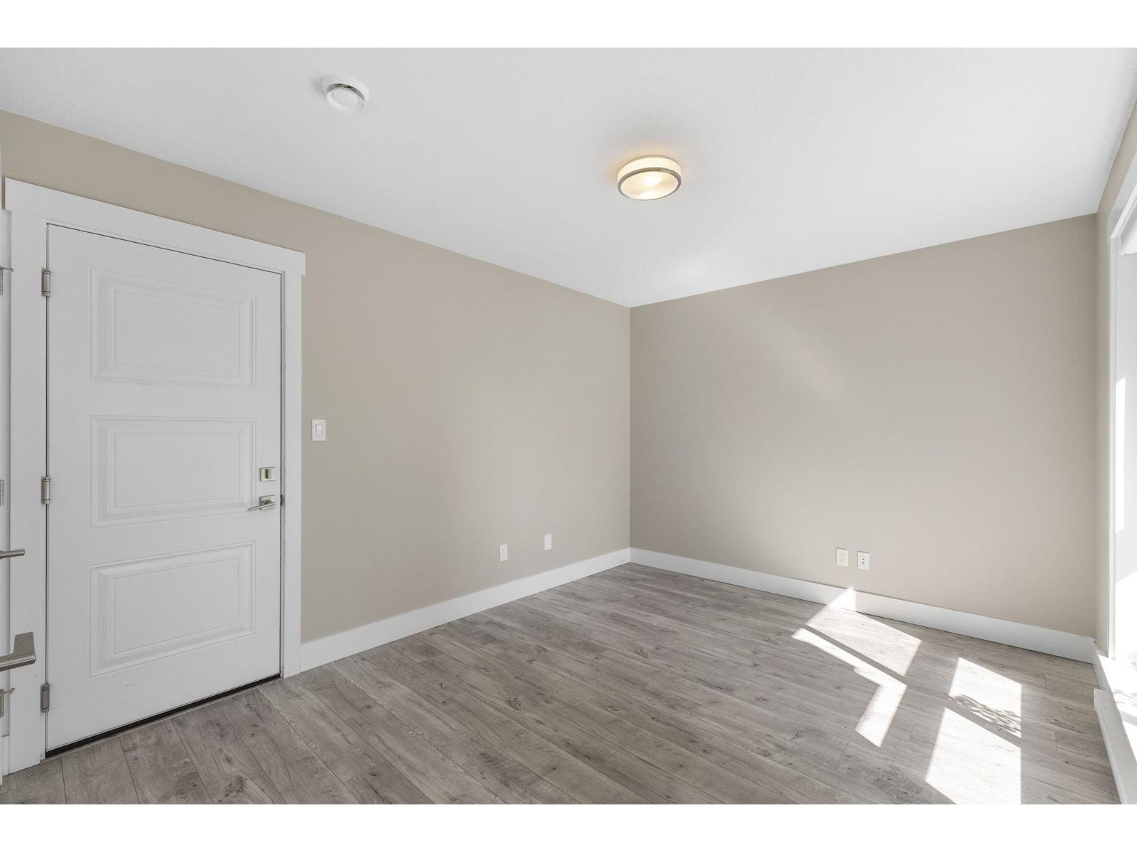Photo 33 of 143 16488 64 Avenue, Surrey BC