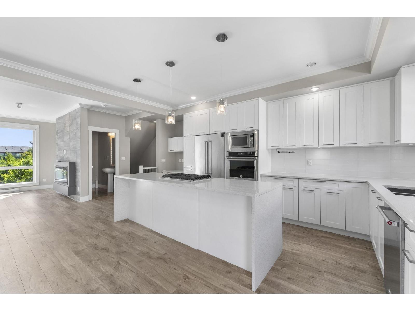 Photo 12 of 143 16488 64 Avenue, Surrey BC