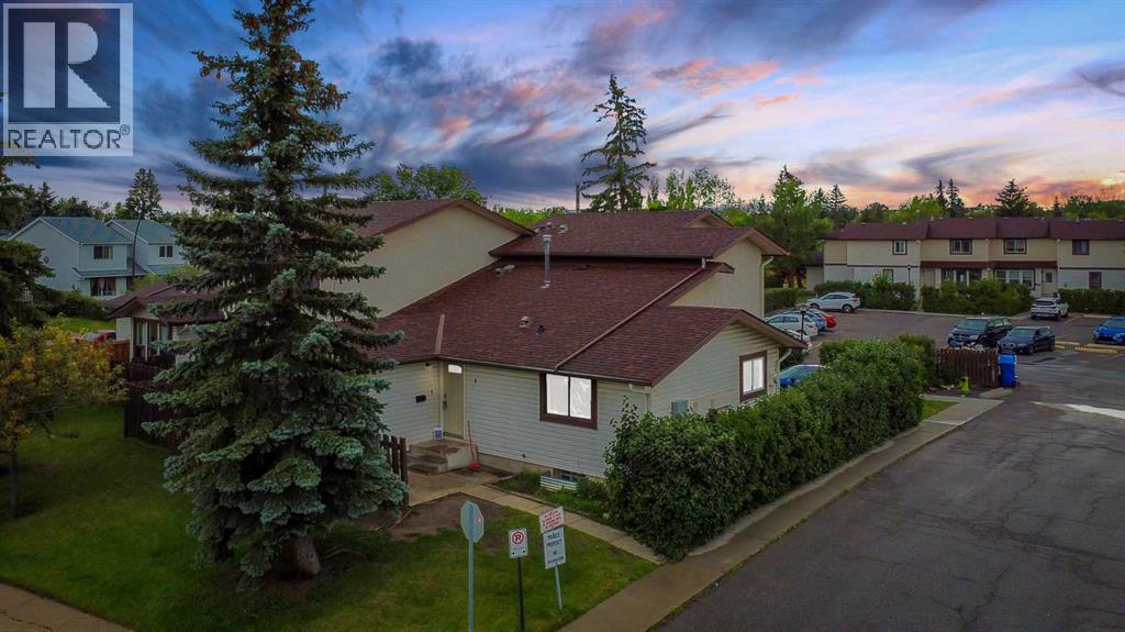 Single Family House Bungalow for Sale in   Templemont Way NE Temple Calgary 