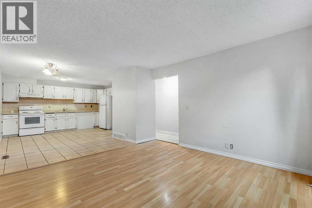 Single Family House Bungalow for Sale in   Templemont Way NE Temple Calgary 
