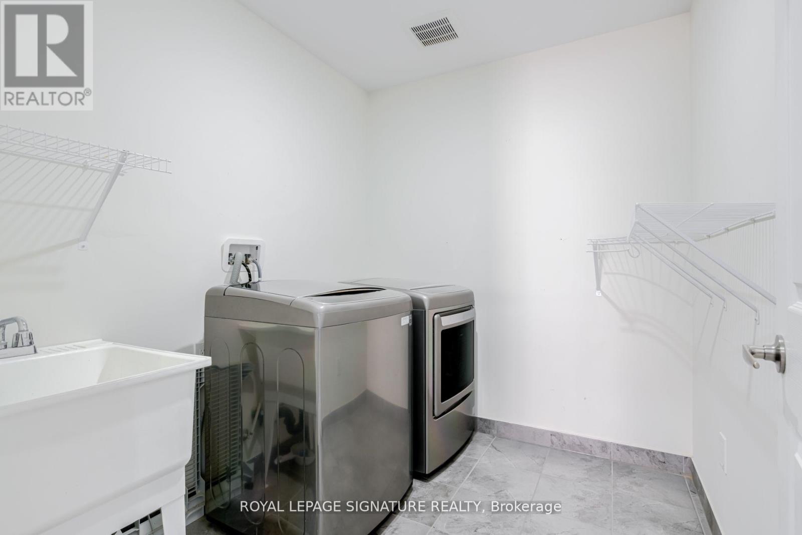 Photo 34 of 104 Stedford Crescent E, Brampton ON