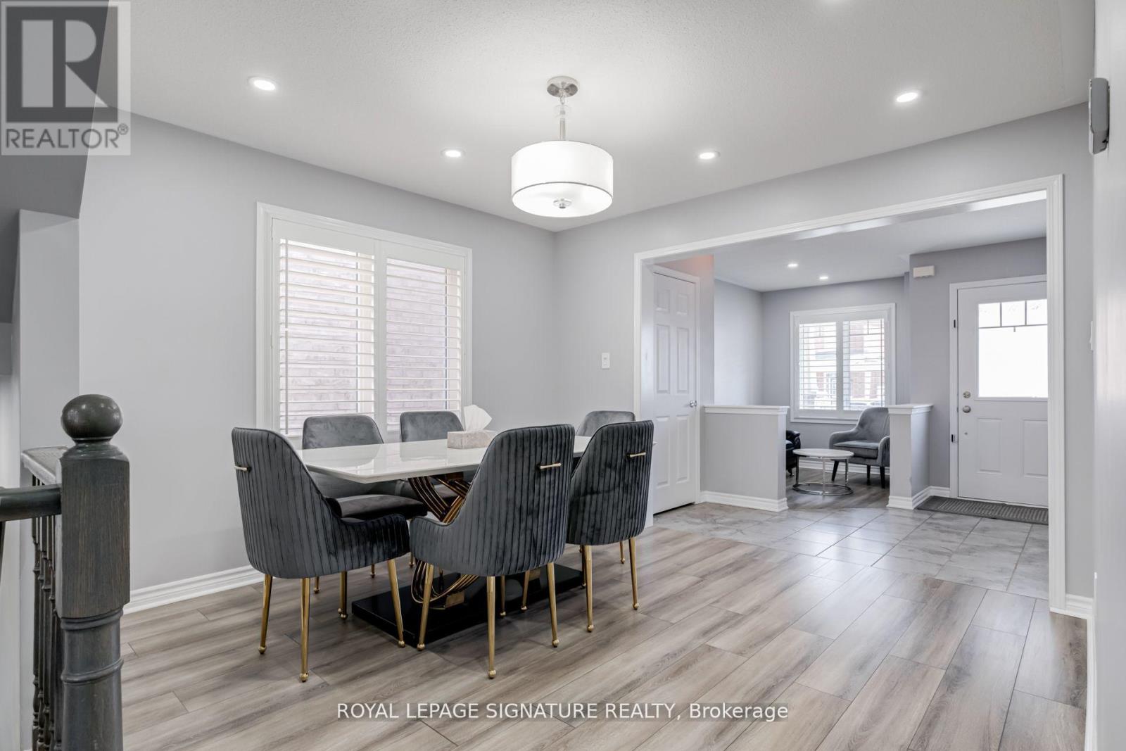 Photo 23 of 104 Stedford Crescent E, Brampton ON