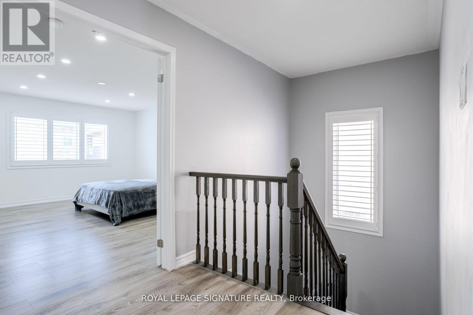 Photo 33 of 104 Stedford Crescent E, Brampton ON