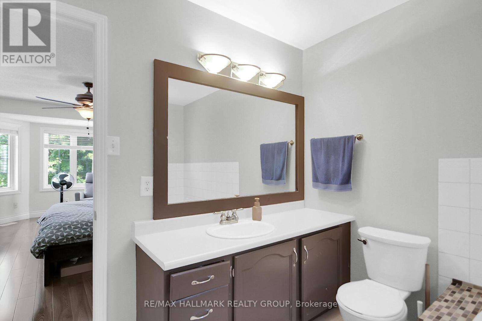 Photo 21 of 1661 Kindersley Avenue, Ottawa ON