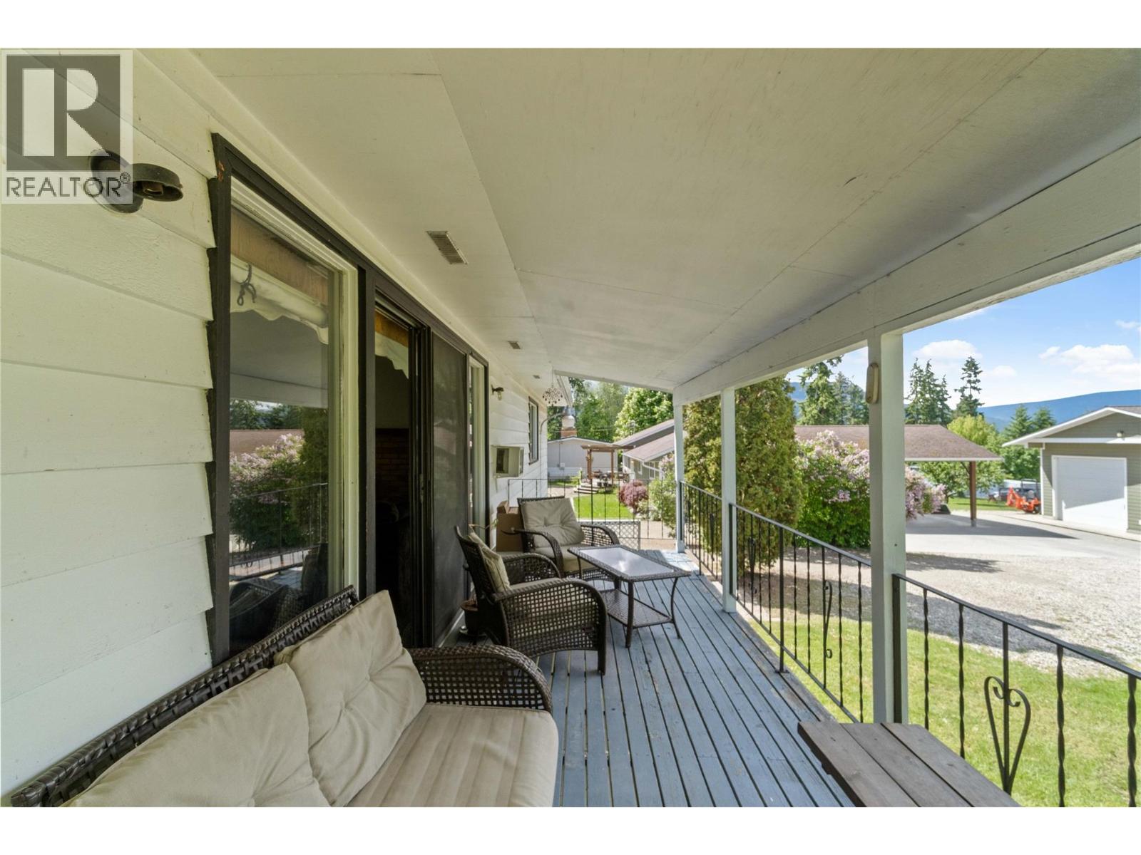 Photo 50 of 2941 30 Street Ne, Salmon Arm BC