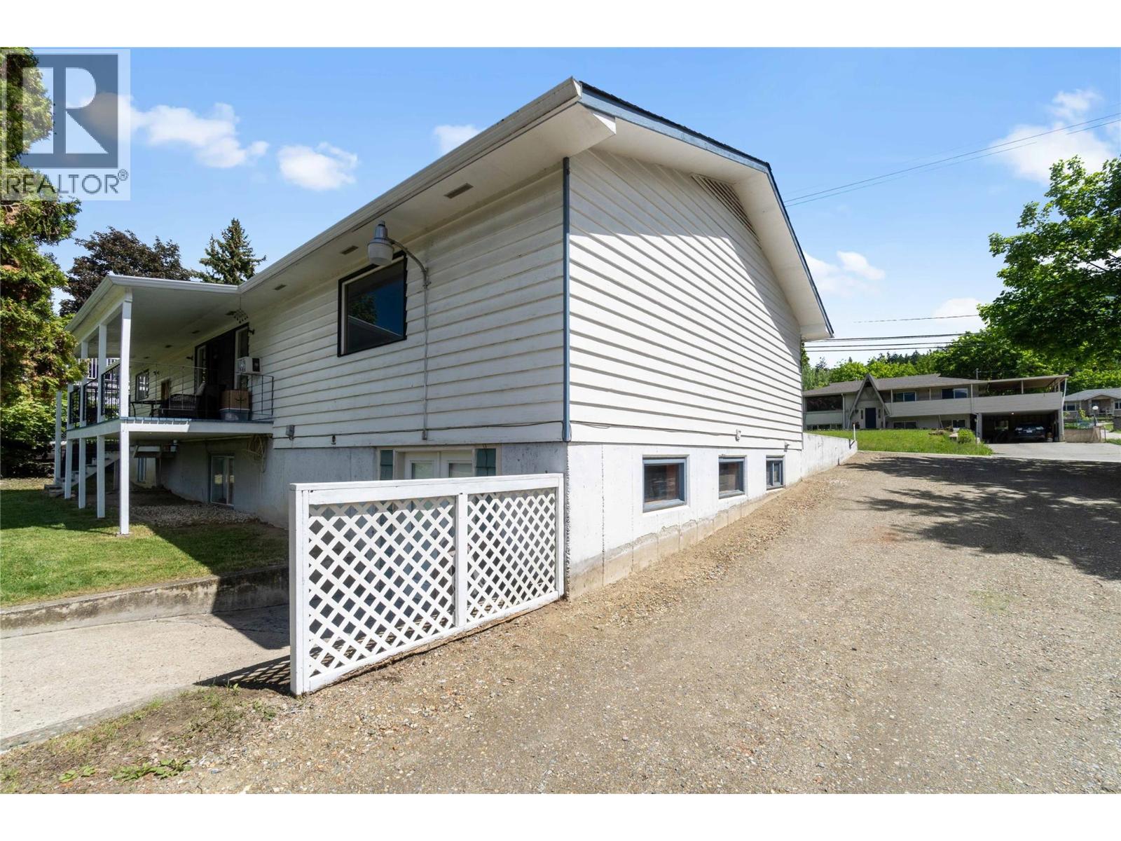 Photo 40 of 2941 30 Street Ne, Salmon Arm BC