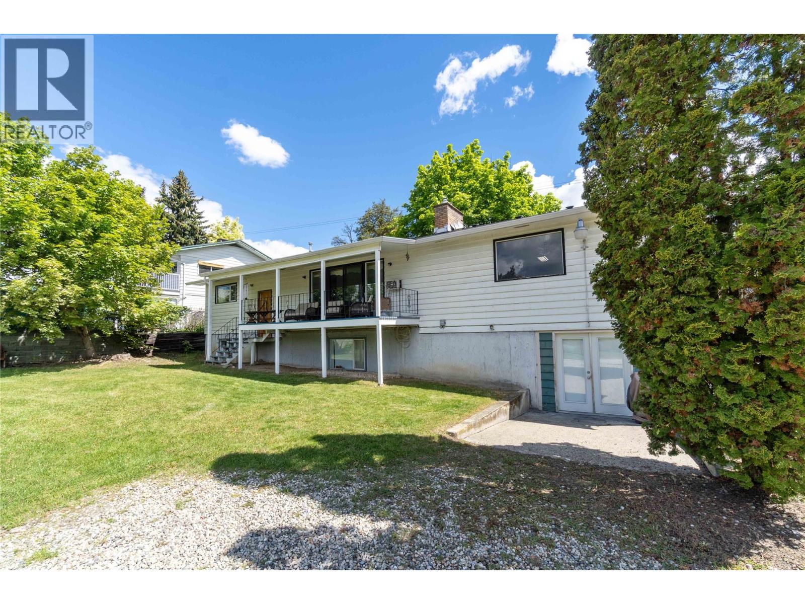 Photo 25 of 2941 30 Street Ne, Salmon Arm BC