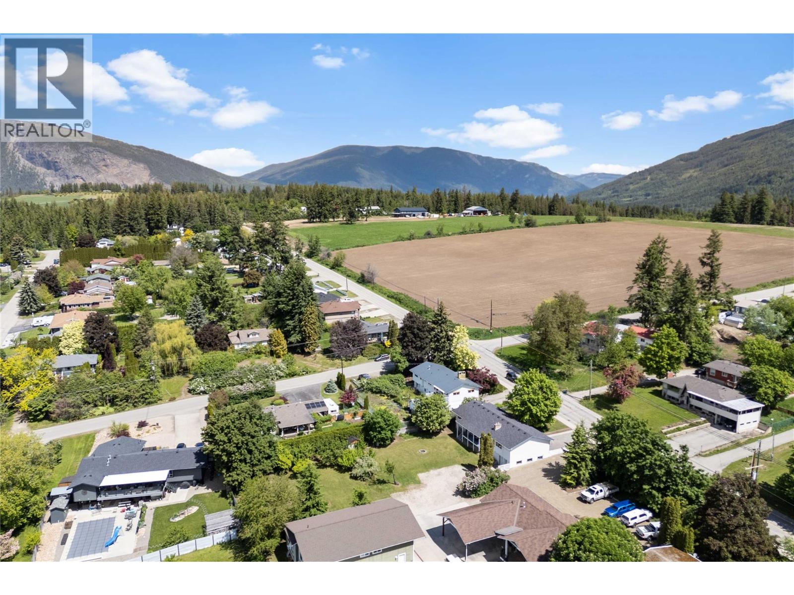 Photo 59 of 2941 30 Street Ne, Salmon Arm BC