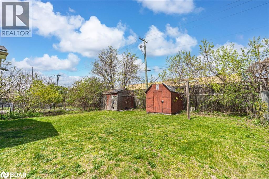 Photo 20 of 98 Donald Street, Barrie ON
