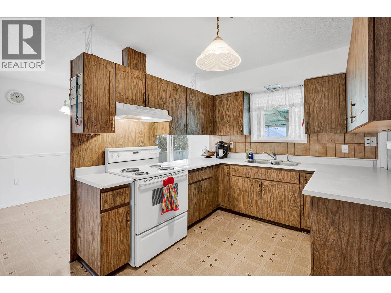 Photo 6 of 155 Williams Street, Kamloops BC