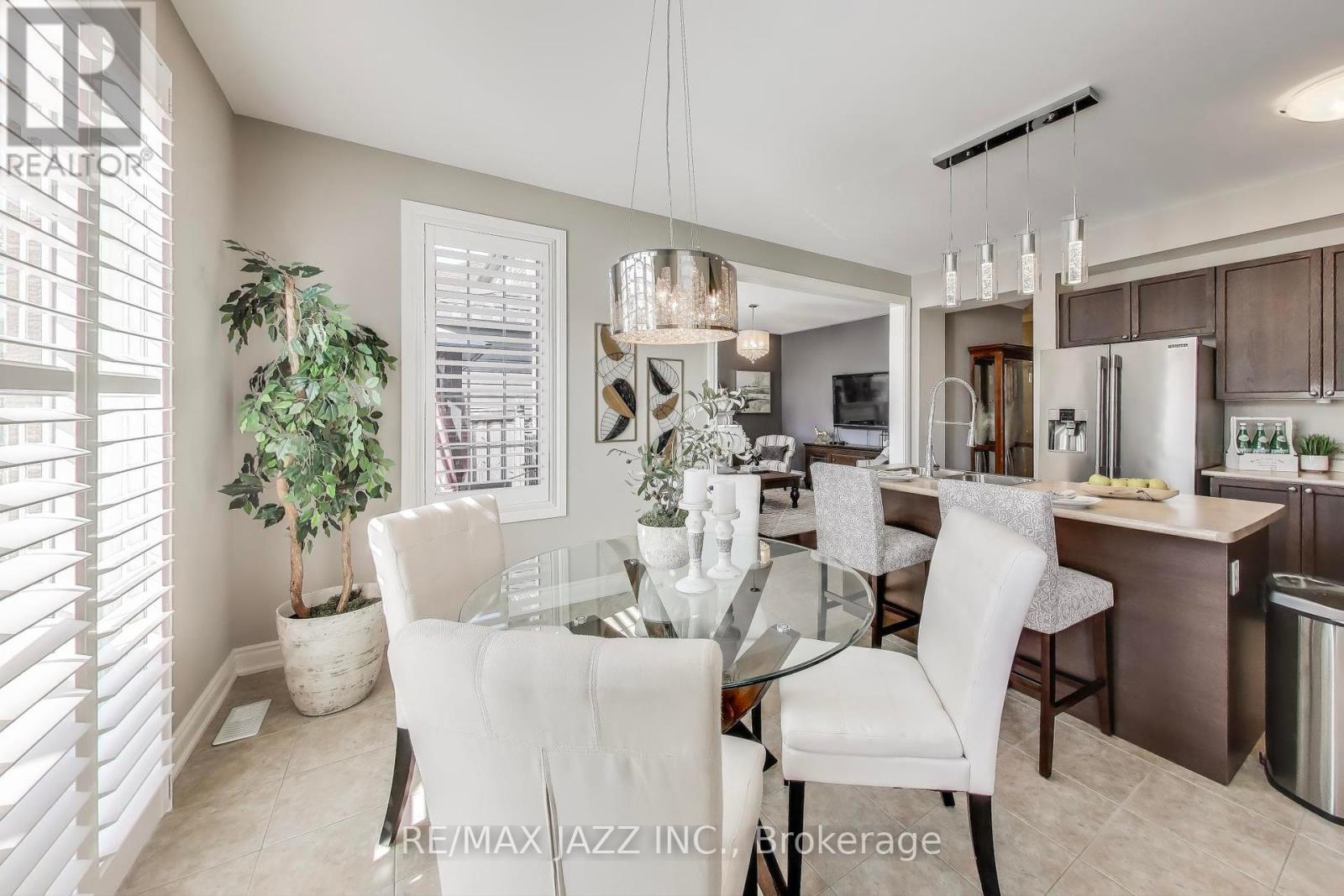 Photo 3 of 2392 Secreto Drive, Oshawa ON