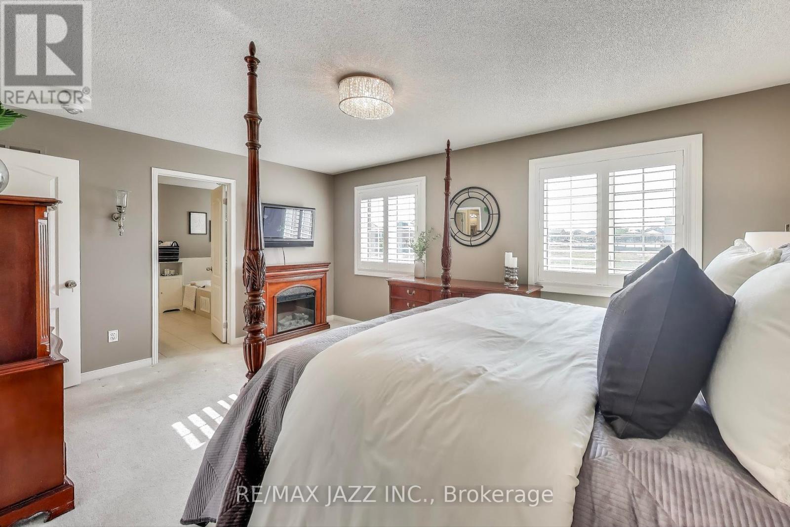 Photo 36 of 2392 Secreto Drive, Oshawa ON