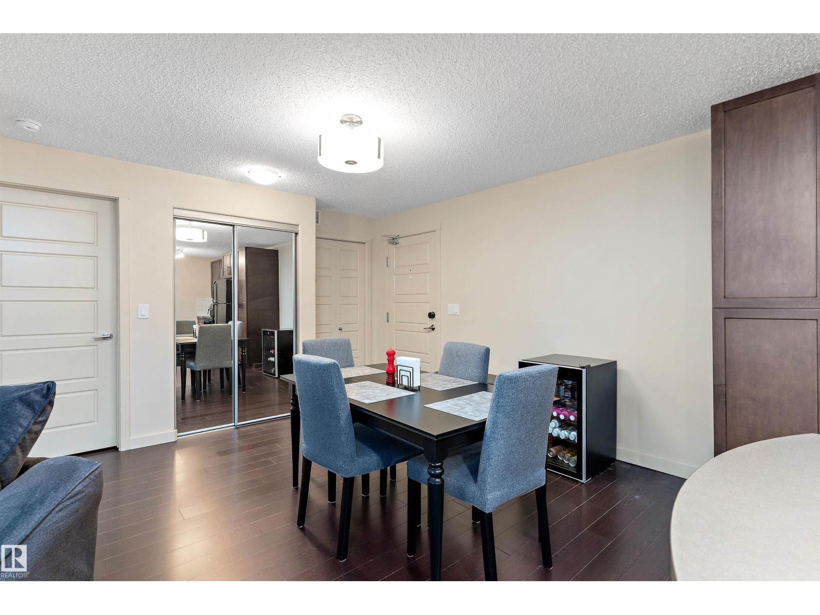 Photo 9 of 238 6076 Schonsee Wy Nw, Edmonton AB