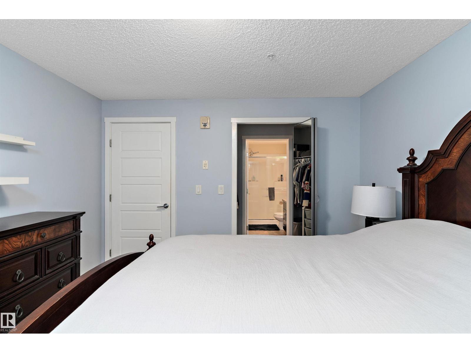 Photo 5 of 238 6076 Schonsee Wy Nw, Edmonton AB